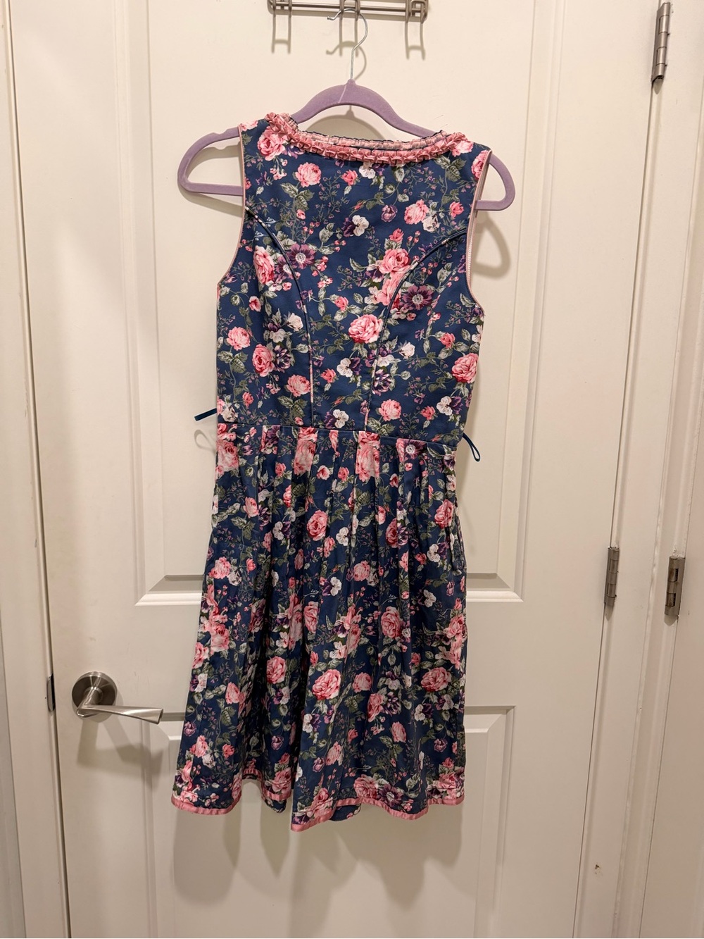 Stockerpoint Edelwuid Navy Blue Floral Print Dirndl Dress With Pink Ruffle Trim